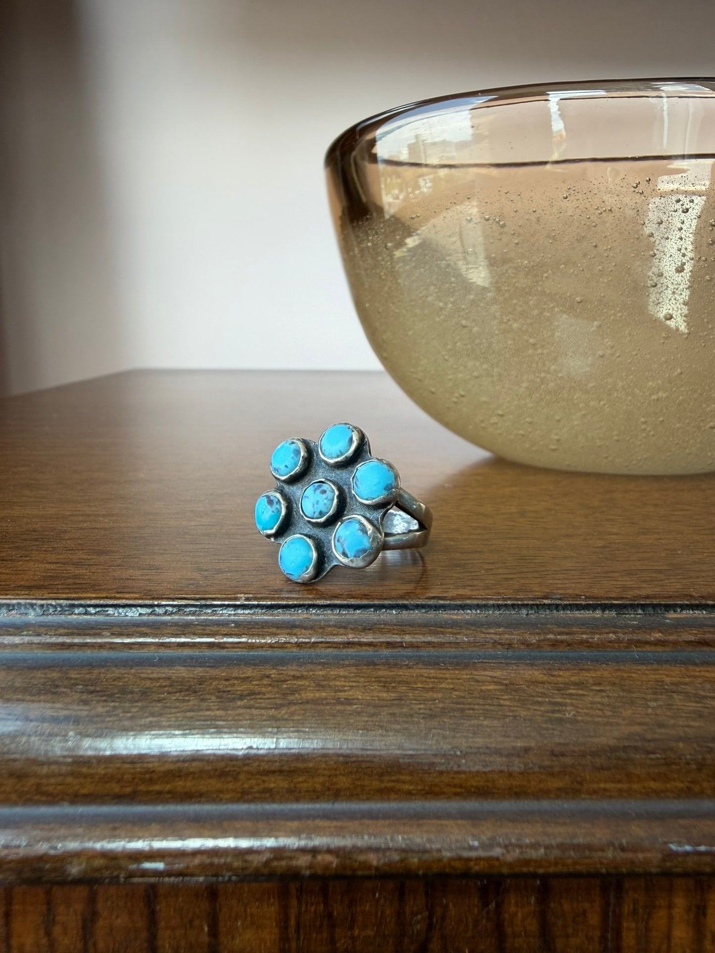 Early Navajo or Pueblo Hubbell Glass Ring