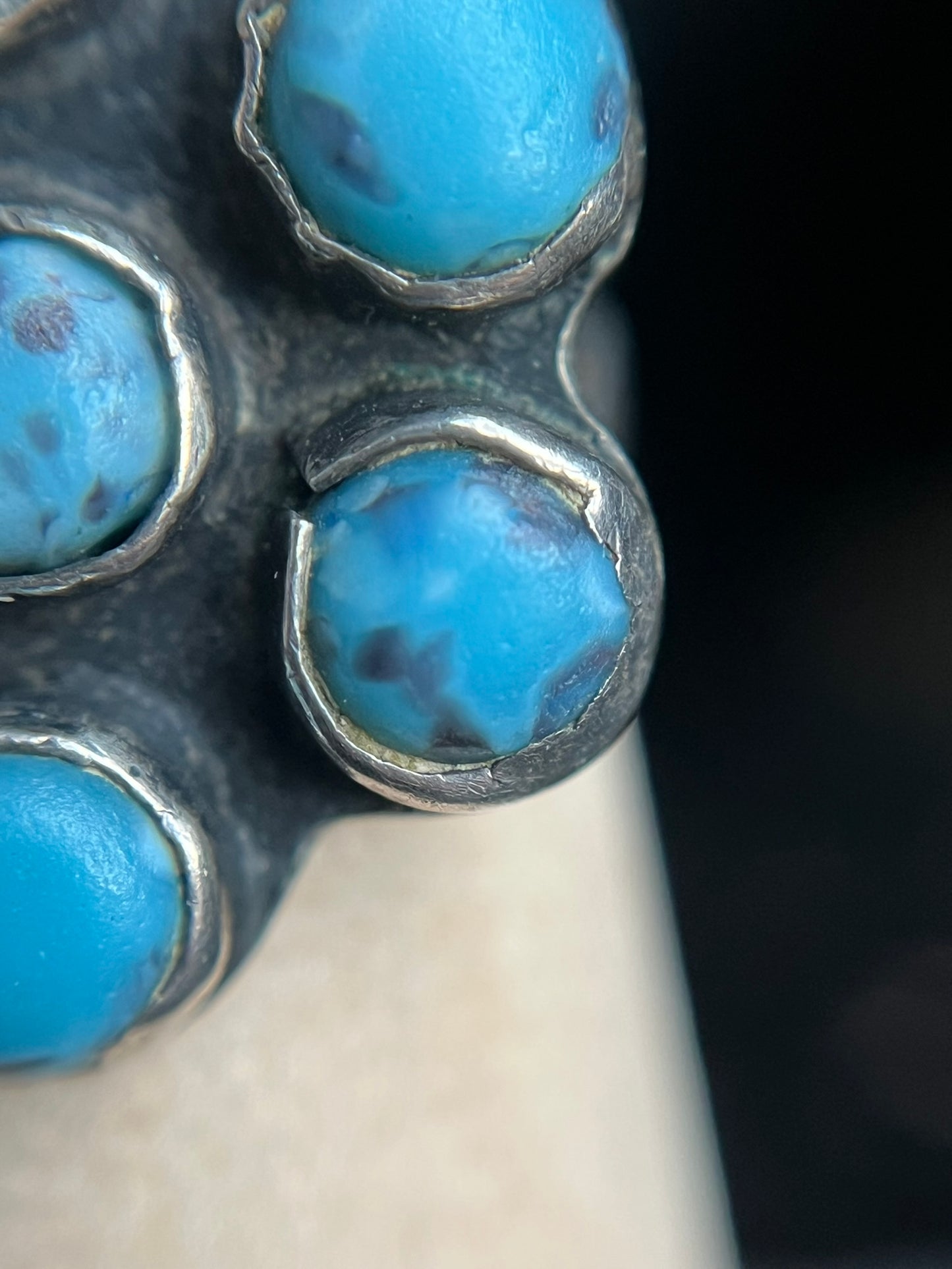 Early Navajo or Pueblo Hubbell Glass Ring