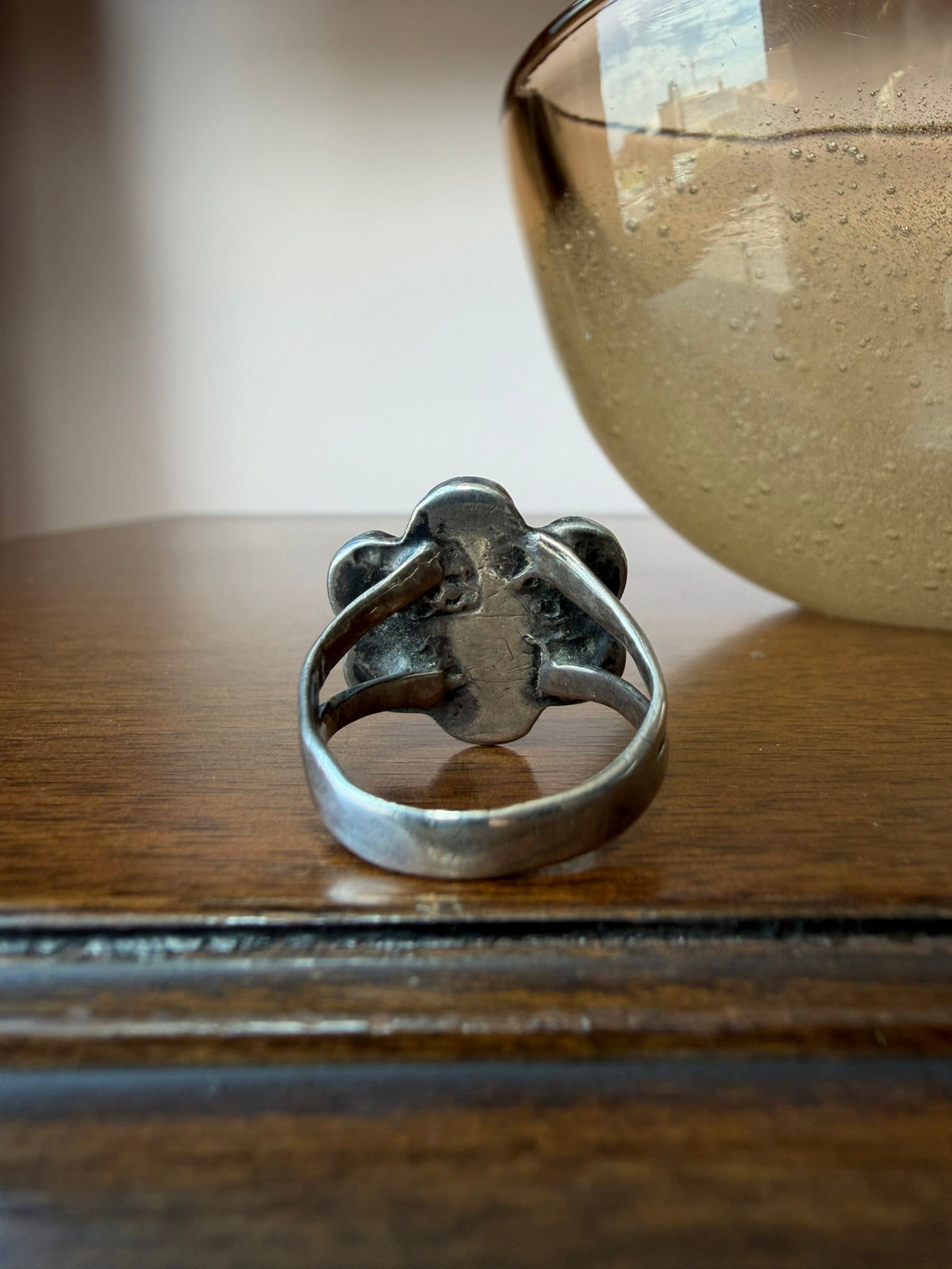 Early Navajo or Pueblo Hubbell Glass Ring