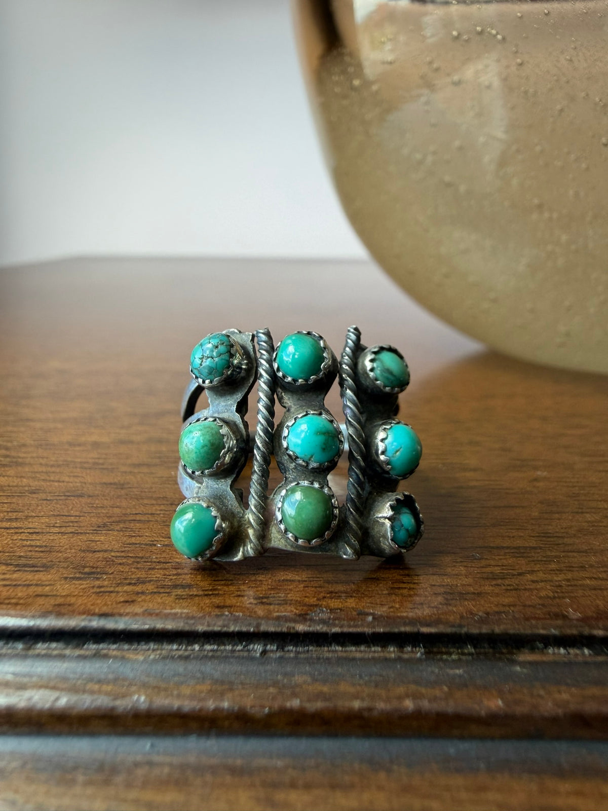 Very Early Navajo or Zuni Pueblo Turquoise 9-Stone Ring