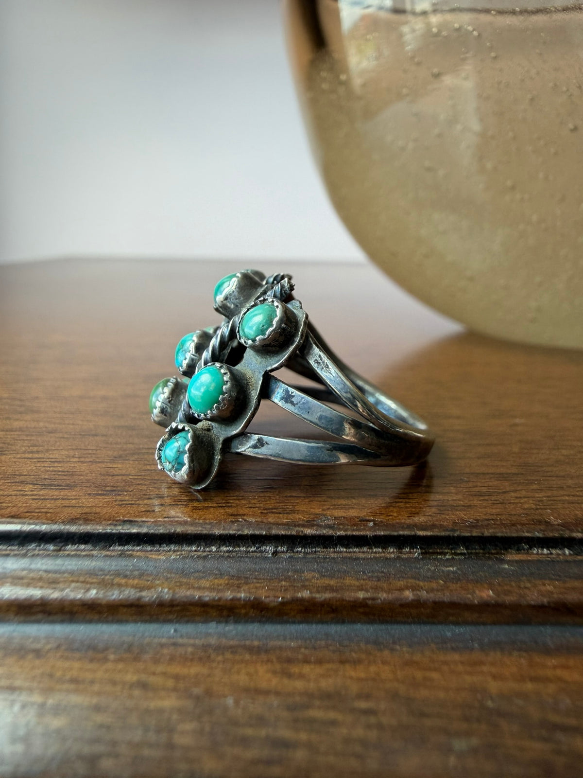 Very Early Navajo or Zuni Pueblo Turquoise 9-Stone Ring