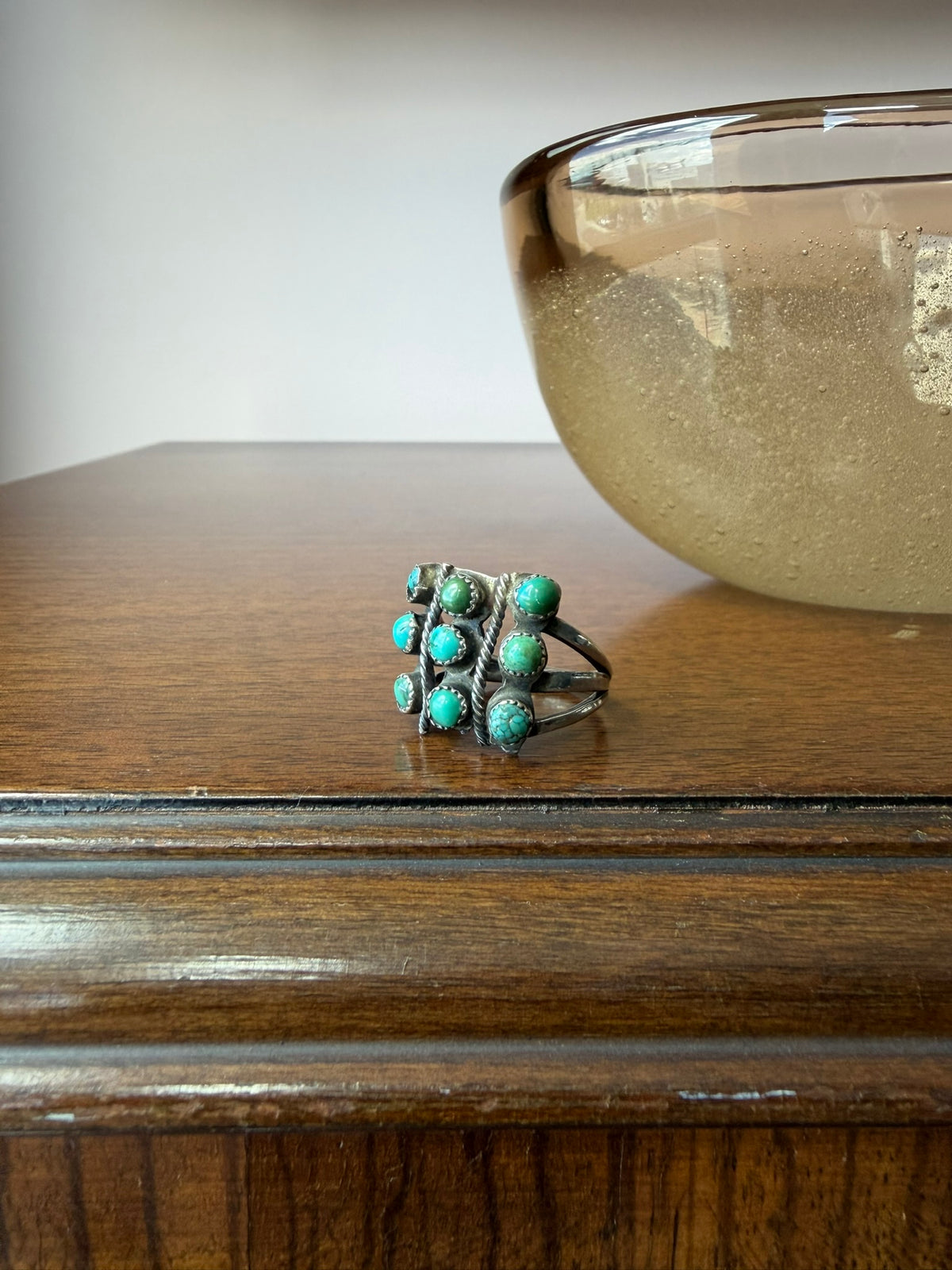 Very Early Navajo or Zuni Pueblo Turquoise 9-Stone Ring